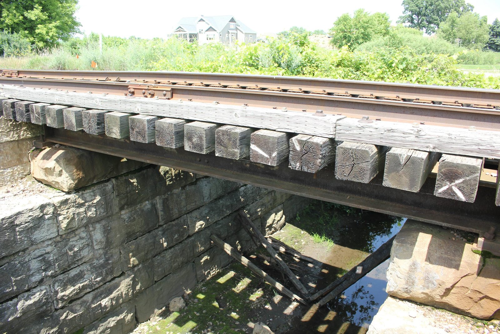 Main span